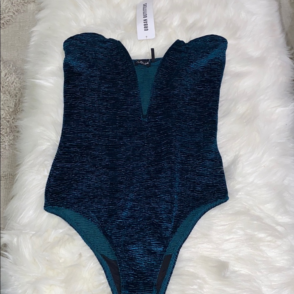 URBAN OUTFITTERS- Sexy TEAL bodysuit w/deep V. NWT